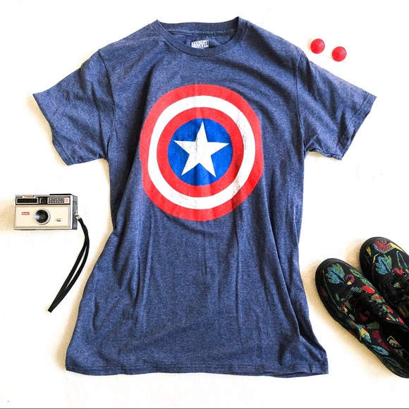 Marvel Tops - 7/$25⚡️Marvel Licensed Captain America 50/50 Tee